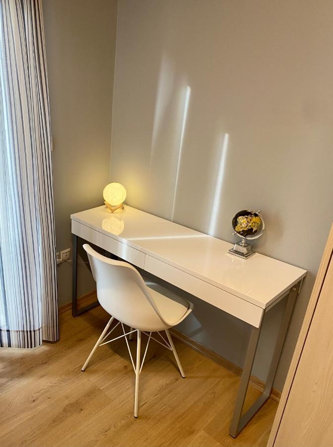 Luxury Suite 10' From The Center Atenas Exterior foto